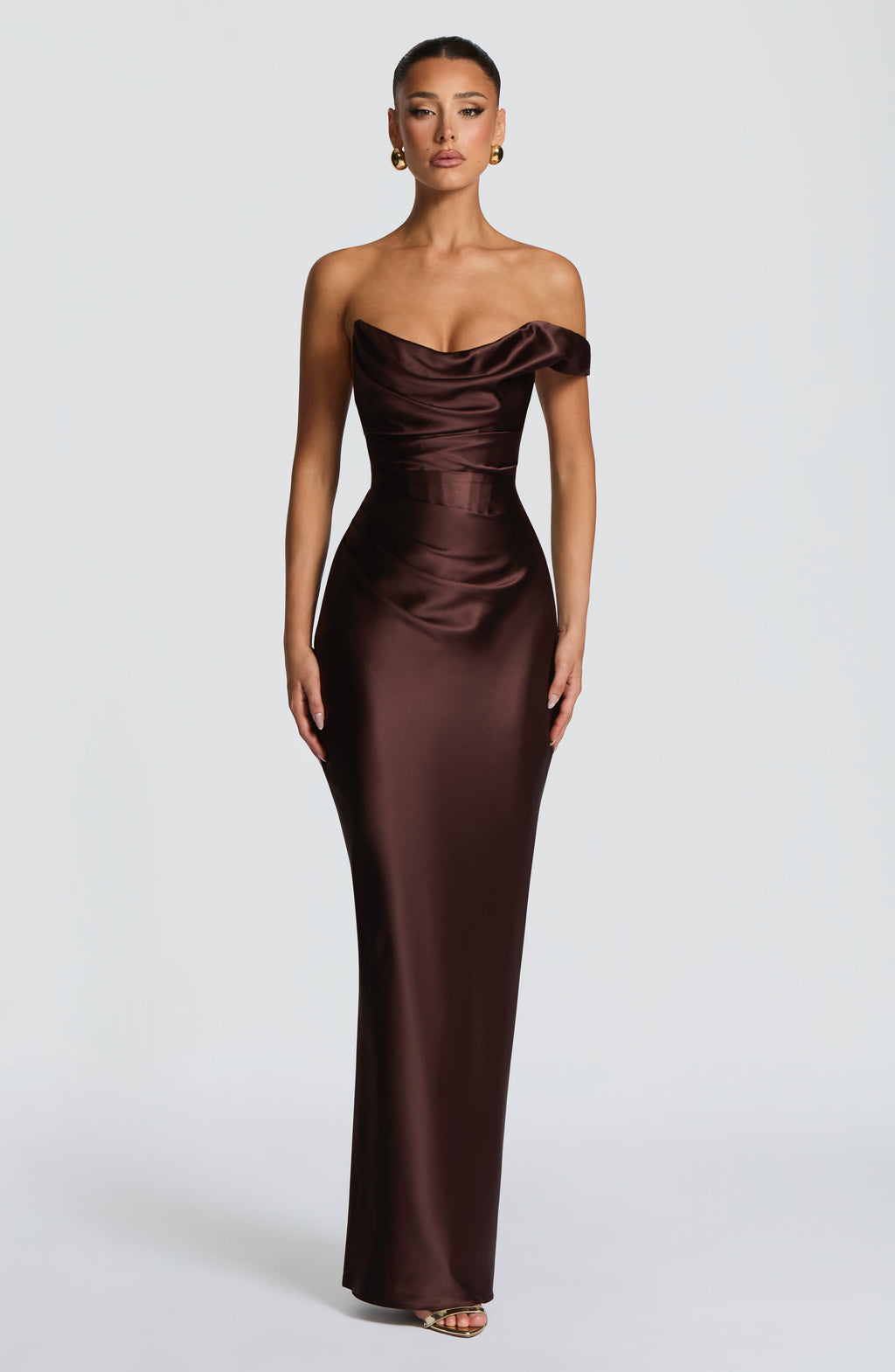 Talía™ en ciruela, vestido largo al bies, con corsé