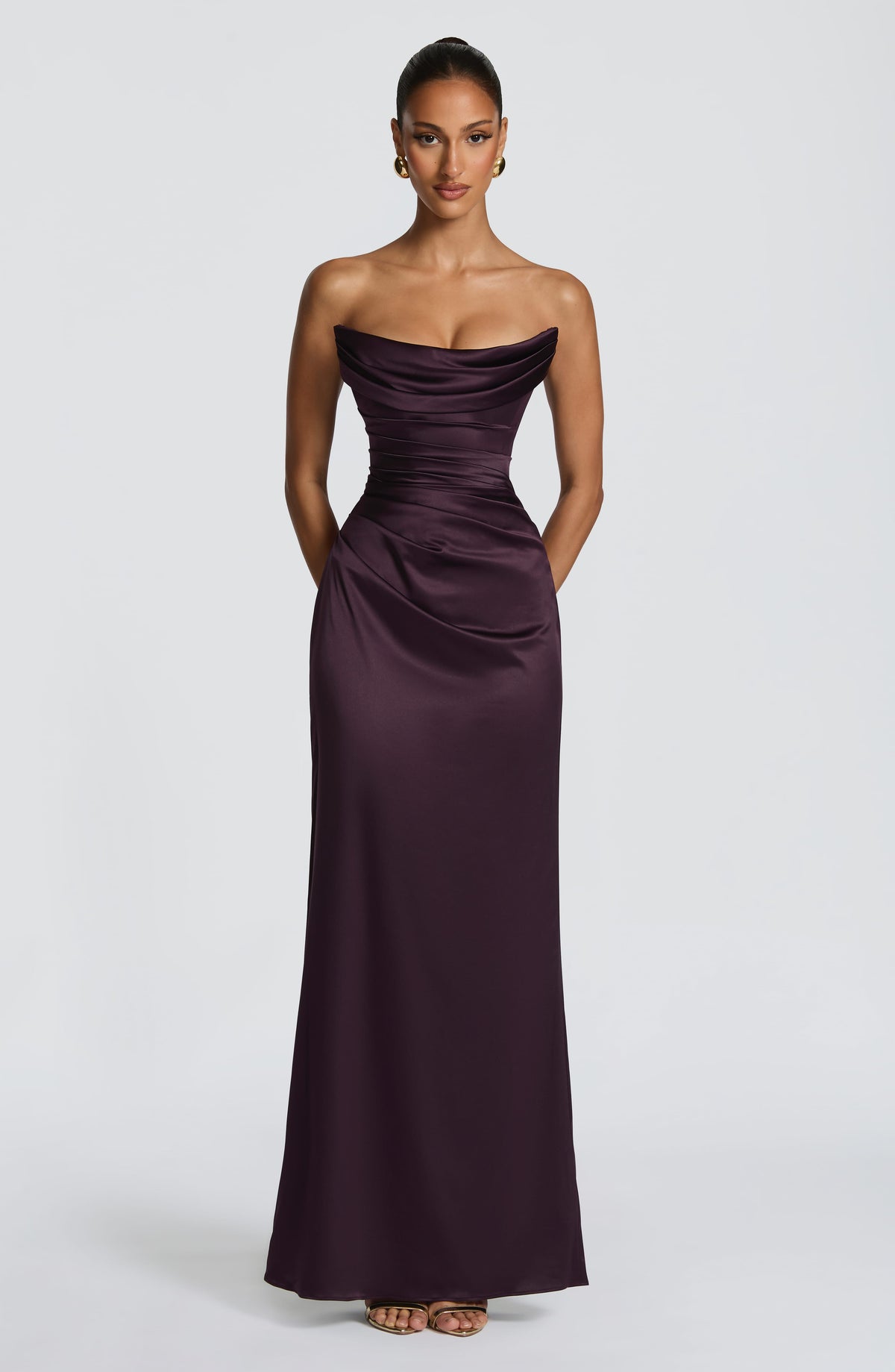 Vega™ - Vestido Largo de Satén Morado