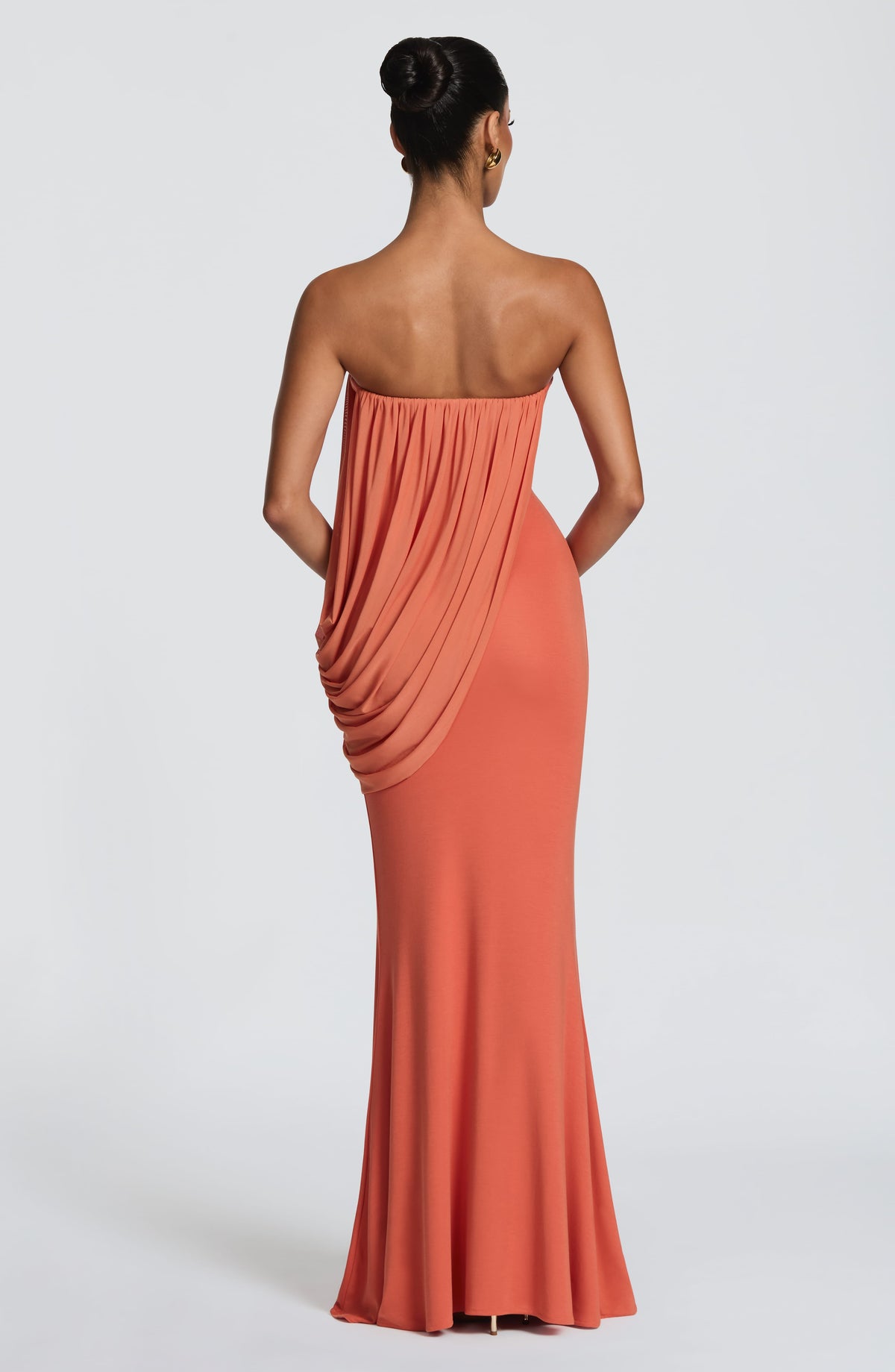 Valeria™ en naranja, vestido largo de punto, palabra de honor